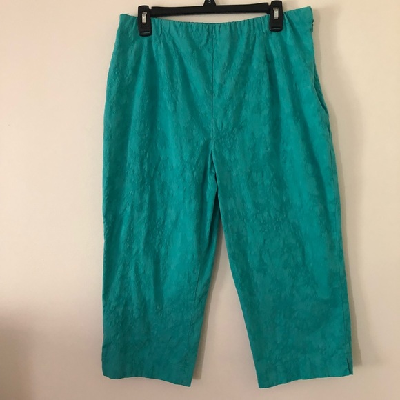 Coldwater Creek Pants - Coldwater Creek Green Capri Pants